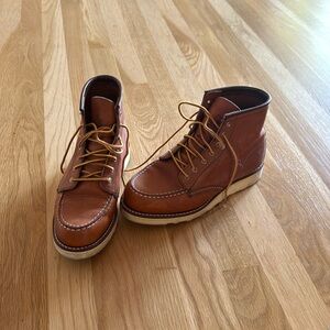 Pristine Red Wing boots